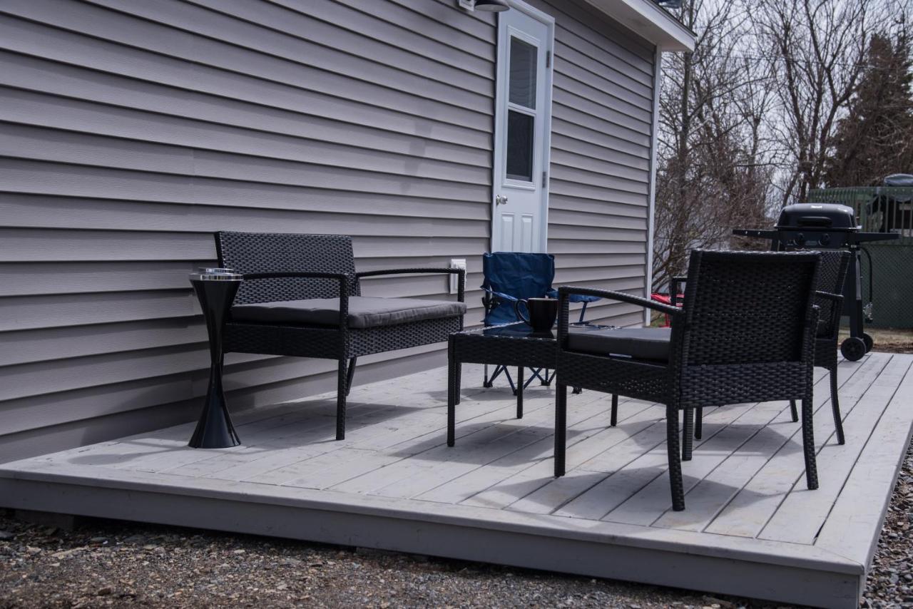 Family Ties Vacation Home - Greenham House Twillingate Buitenkant foto