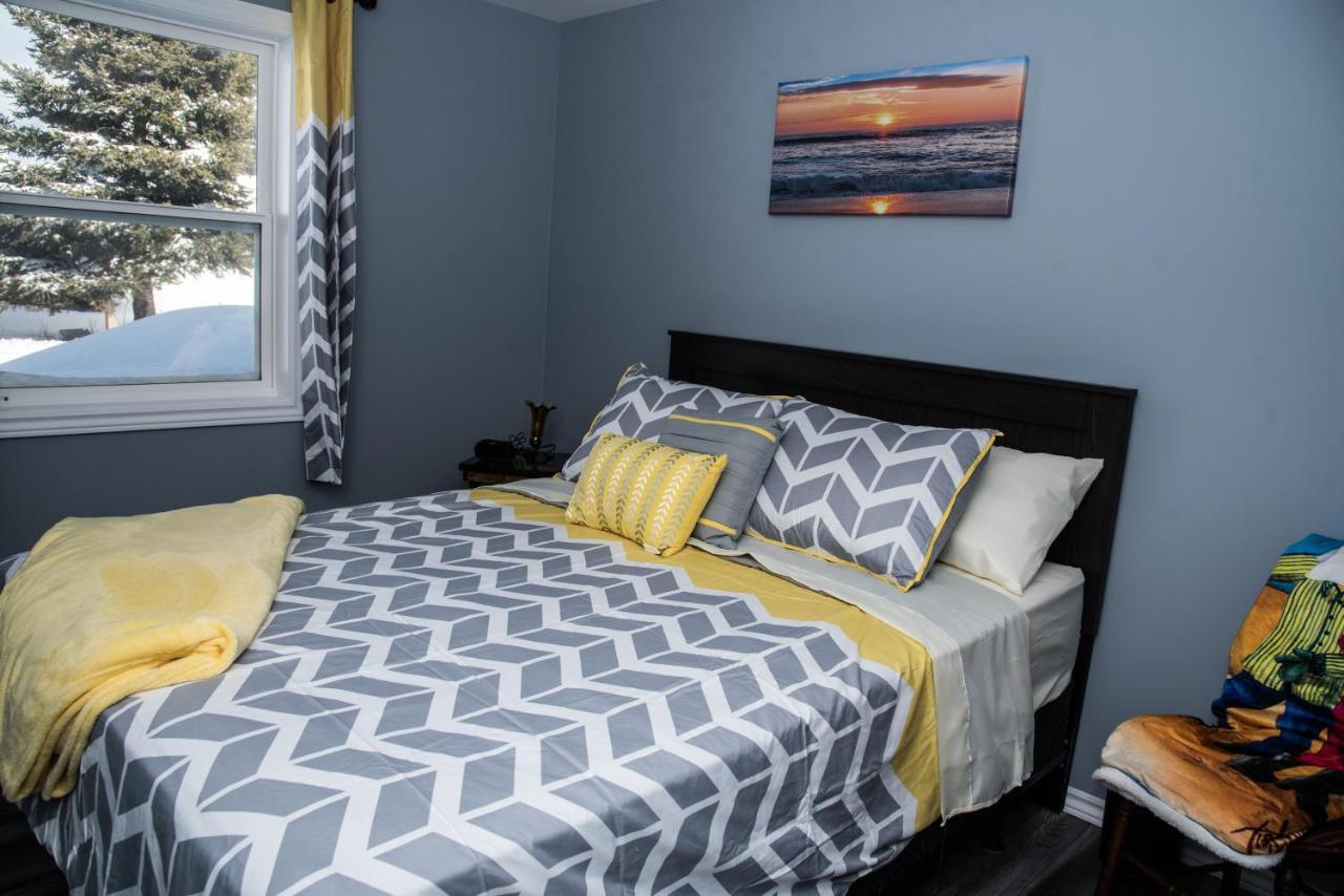 Family Ties Vacation Home - Greenham House Twillingate Buitenkant foto